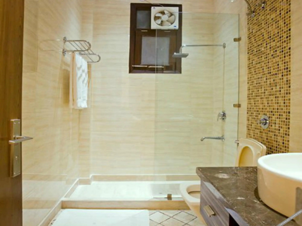 Evergreen Suites