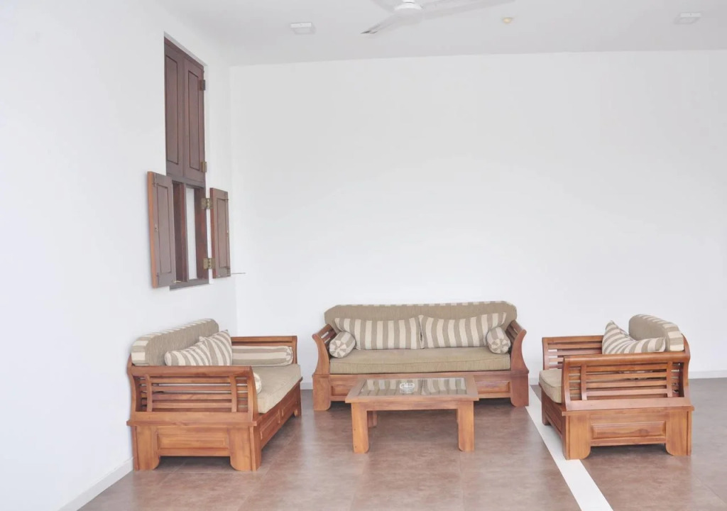 Ameesha Lodge Apartment