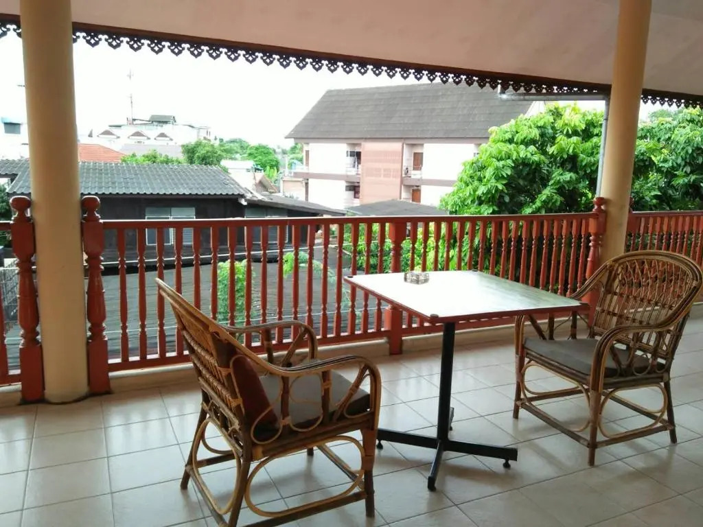 Villa Oranje Chiang Mai