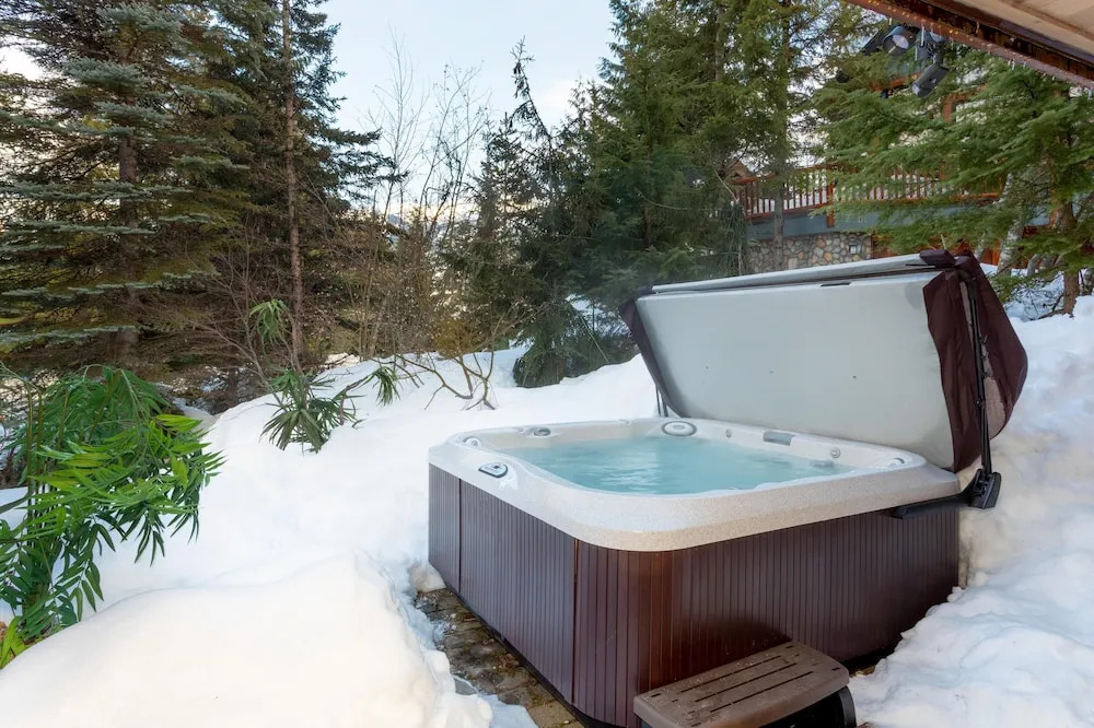 Luxury 5 Bedroom Blueberry Chalet