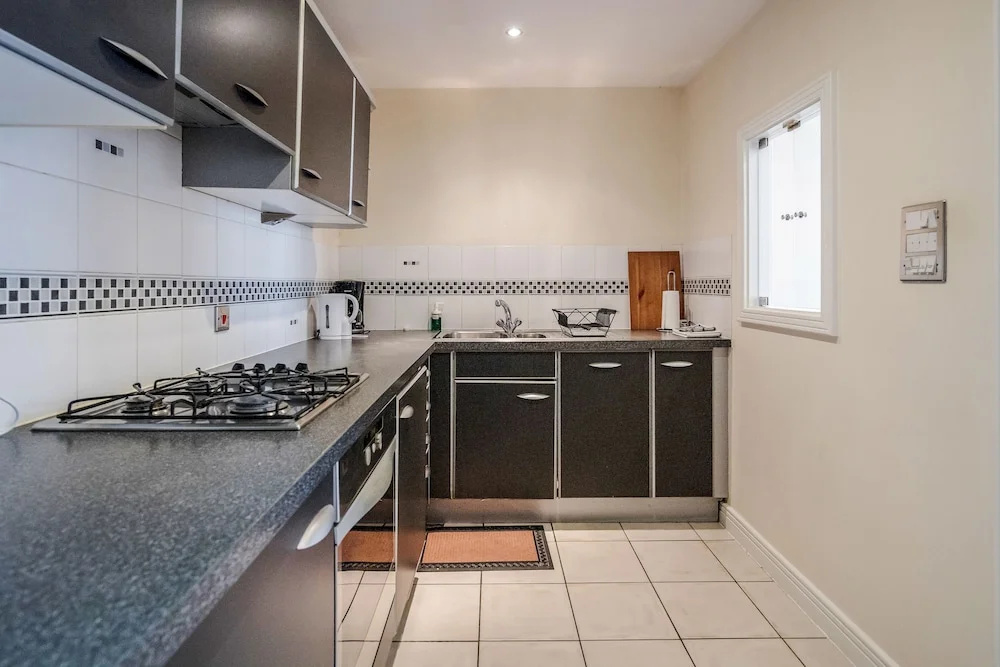 Settlers court - London Docklands East India Quays by ASH Cosy Apartments