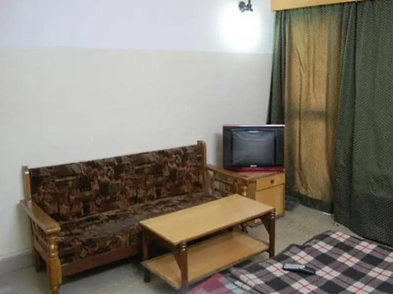 Hotel Raj