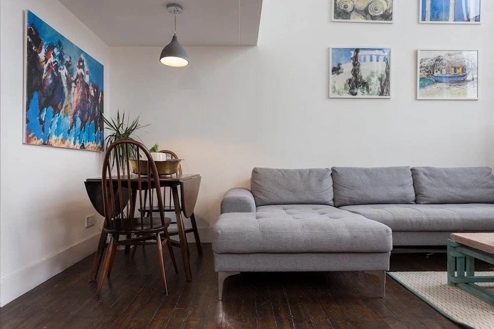 2 Bedroom Flat In Peckham