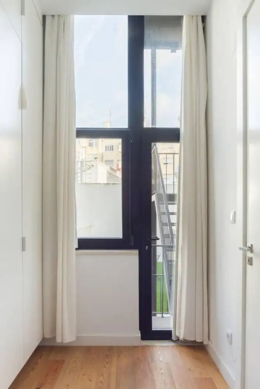 Apartment With 2 Bedrooms In Lisboa, With Terrace And Wifi