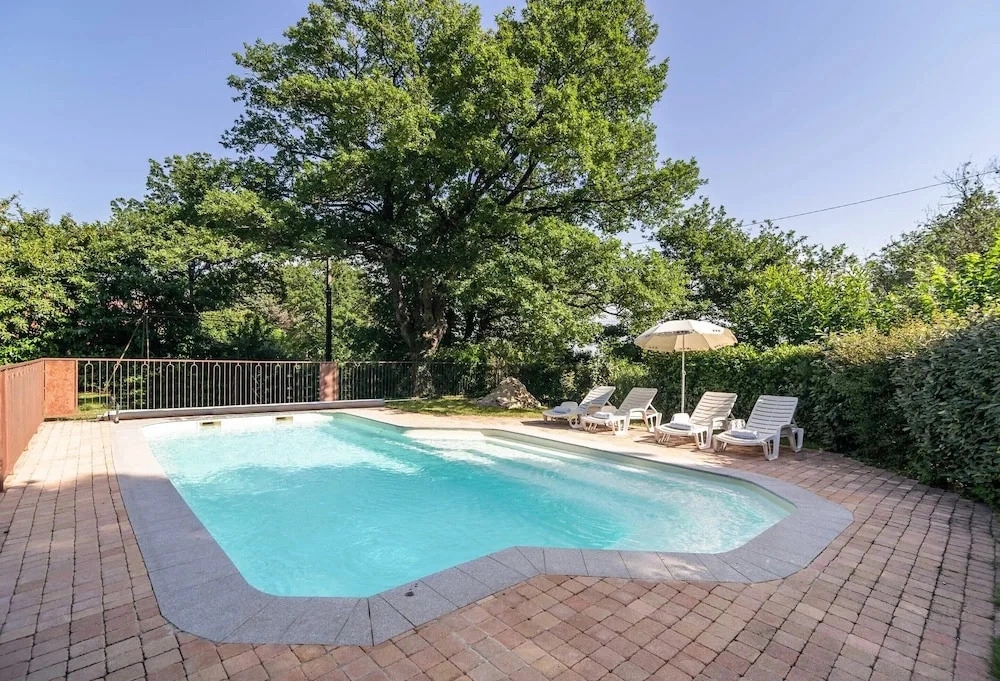 Stone House St Denis With Pool & Views