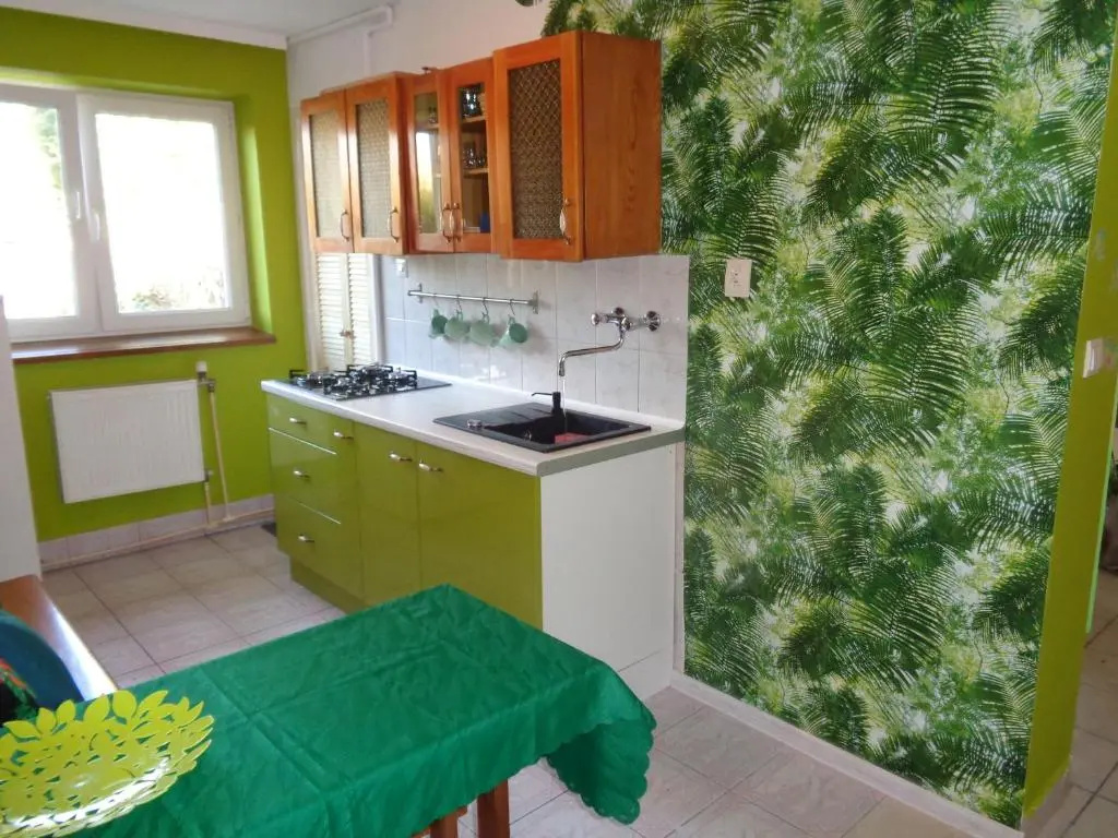 Uroczy Domek Z Ogrodem I Tarasem