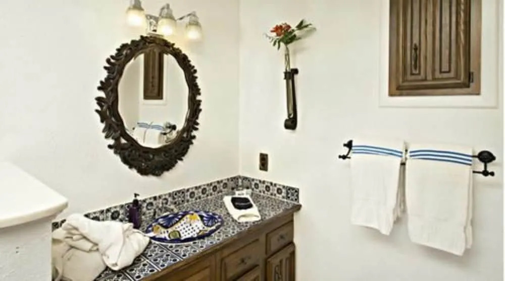 Lakehouse Bed and Breakfast