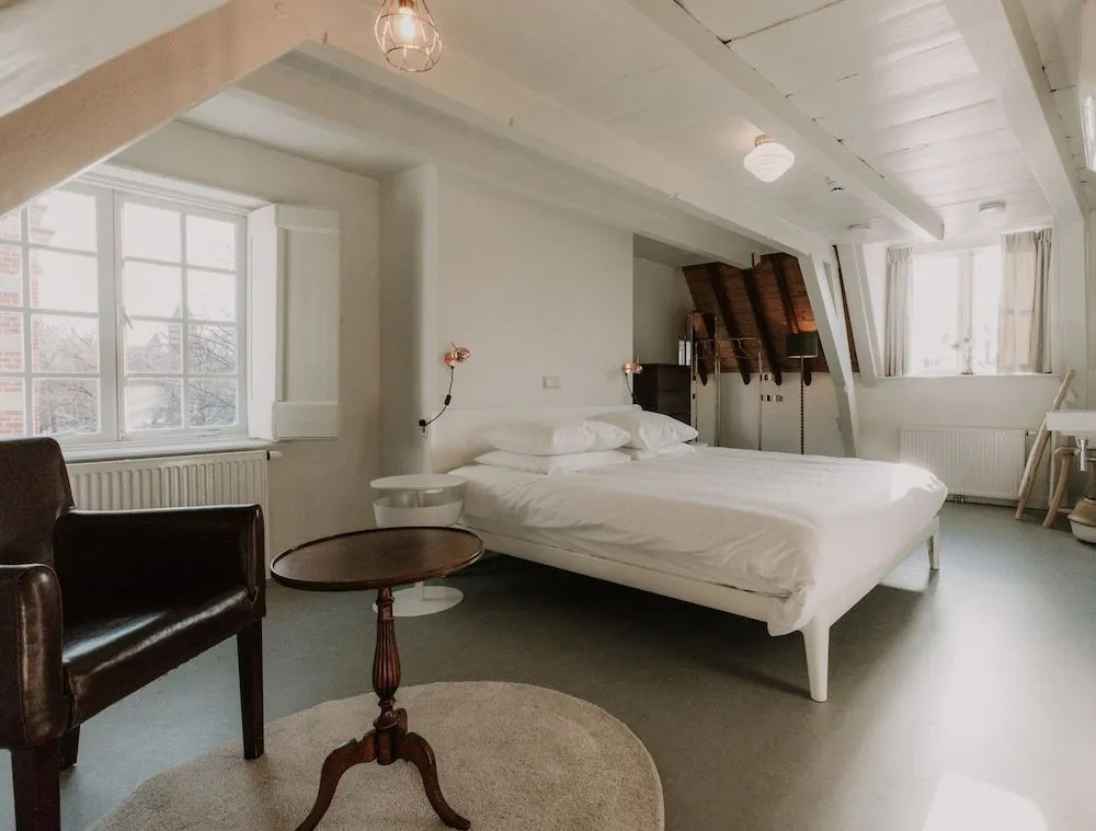 Brass Hotel