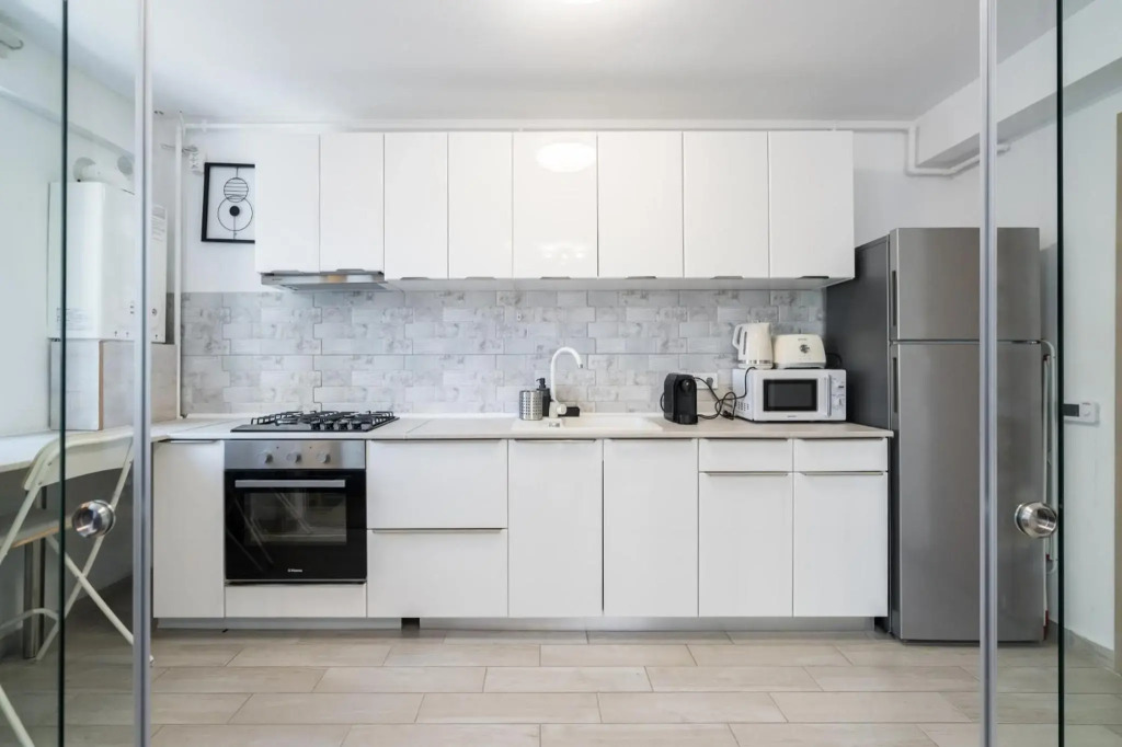 The Painter - 2R apartment in Roka Residence with underground parking