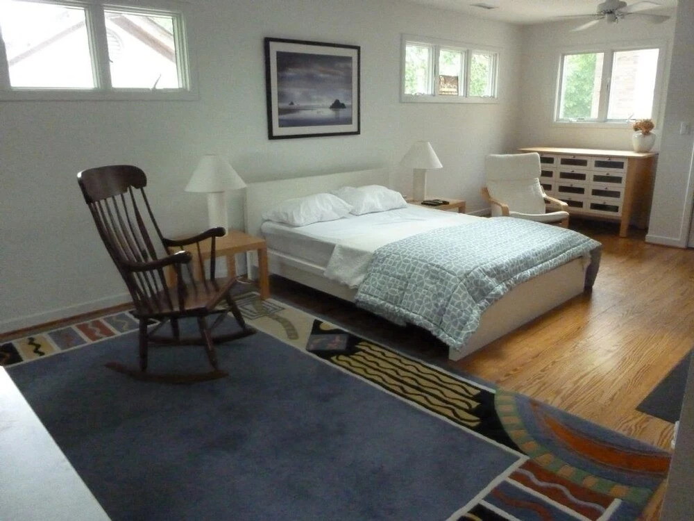 Family-friendly Sail Away Home With Billiard And Built-in Spa On The Deck 3 Bedroom Home by Redawning