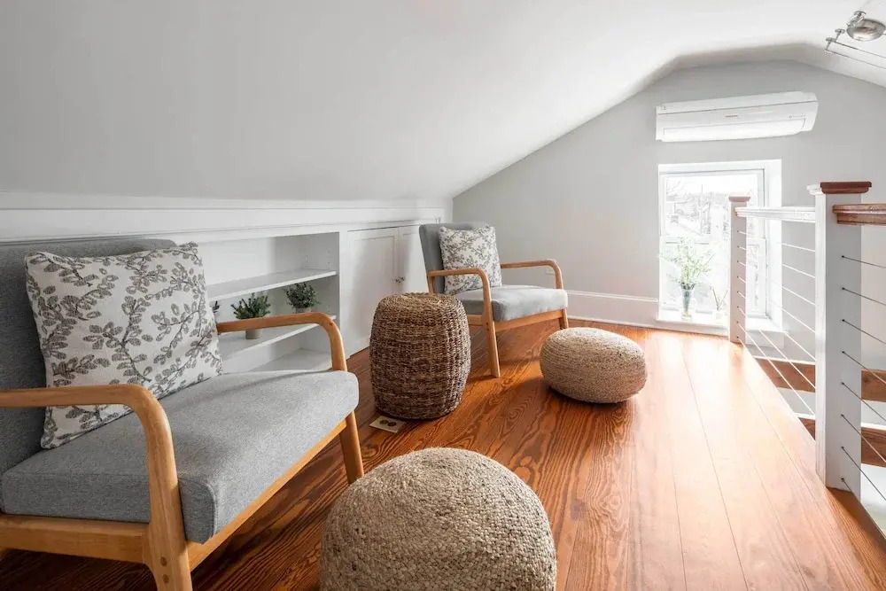 Brooke House In The Heart of Downtown w/ Patio