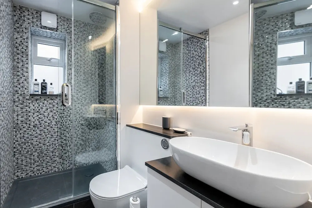 Vauxhall Park Views - 2 Bed Flat by BaseToGo