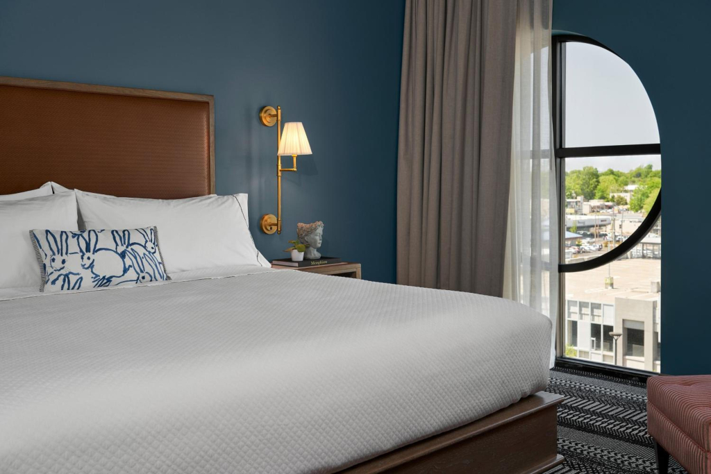 The Memphian, a Tribute Portfolio Hotel