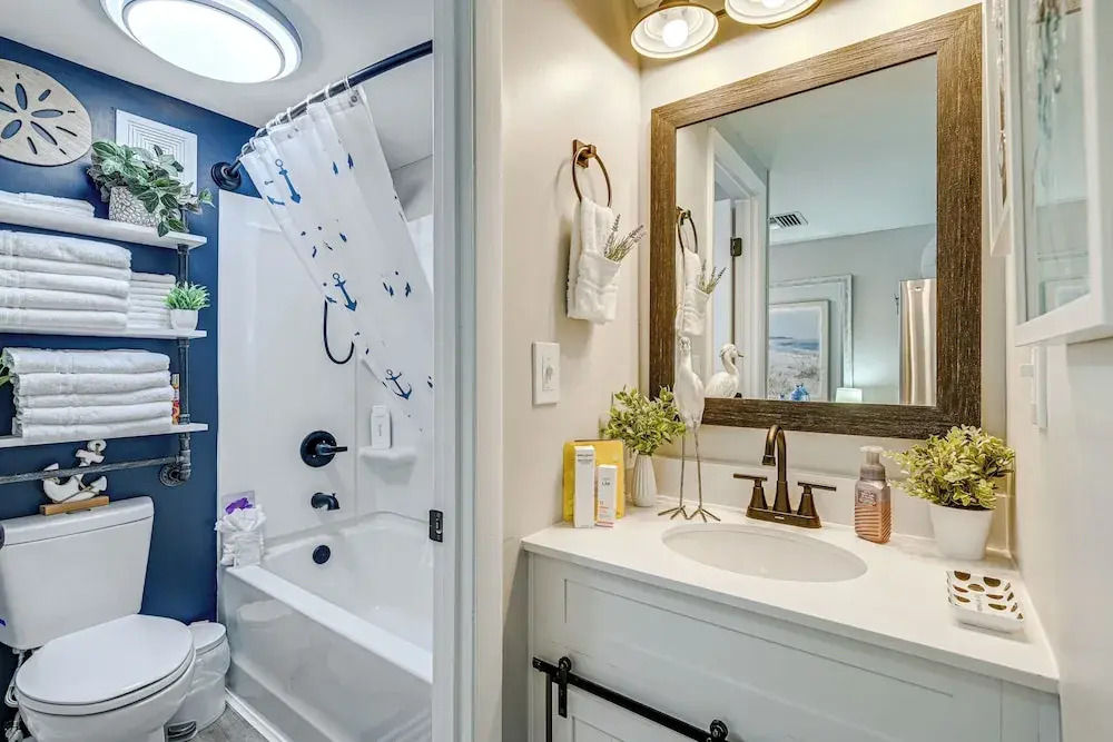 Pools, Hot Tubs & Ocean Access: Myrtle Beach Condo