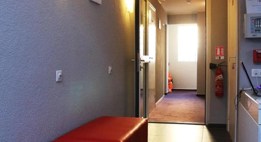Irin Hotel