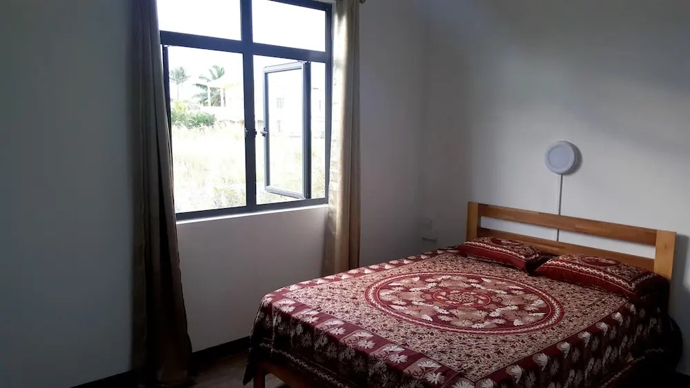 House With 4 Bedrooms in Plaine Magnien, With Wonderful sea View, Encl