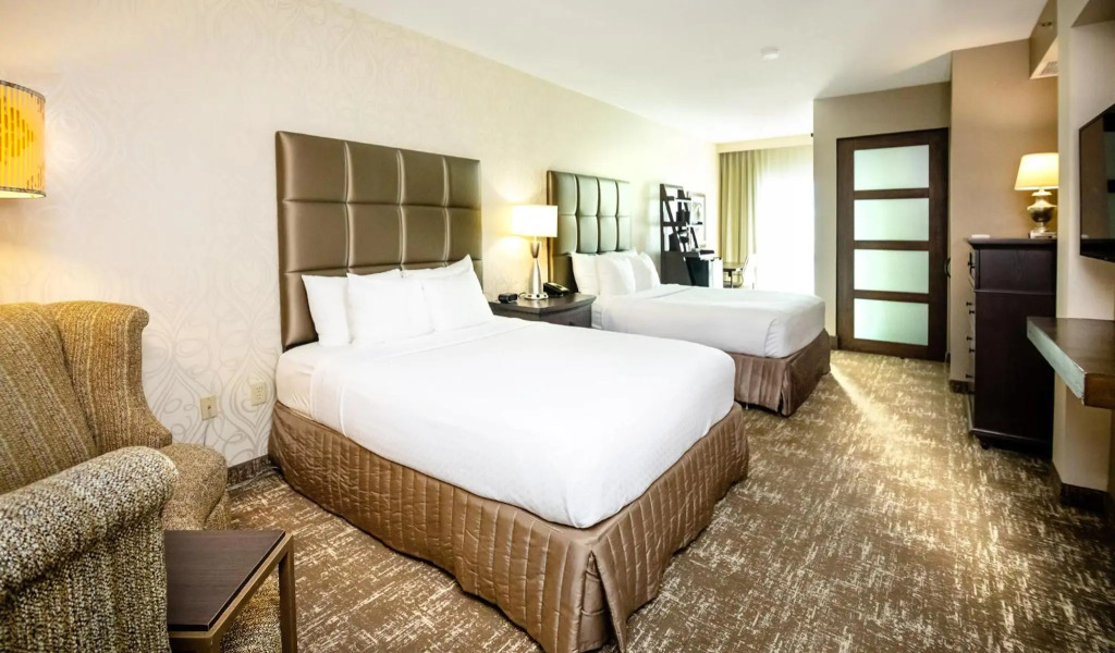 Crowne Plaza Charleston by IHG