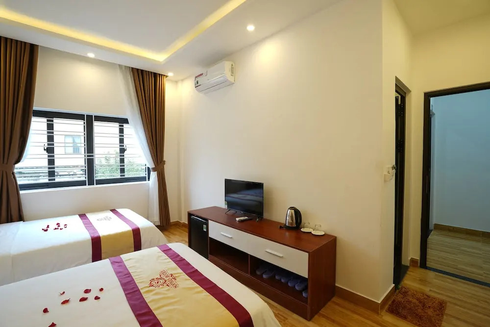 Sapphire HOTEL HUE