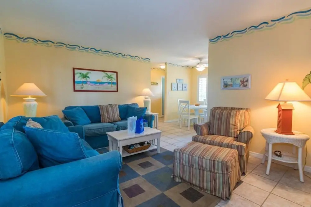 AM Beach Place Unit 5