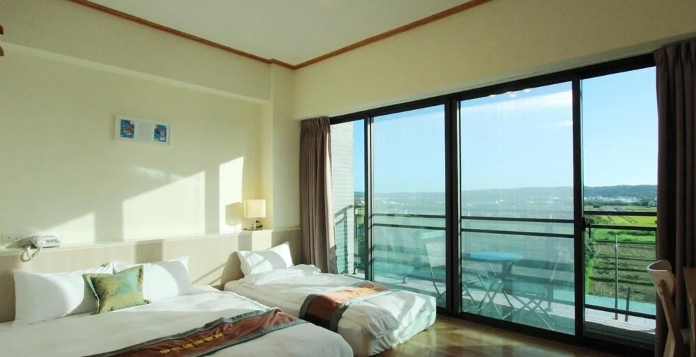 Yiren Hotel