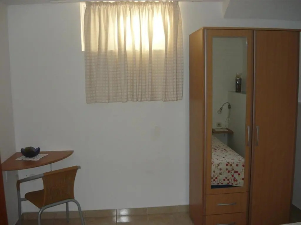 Apartments Luka