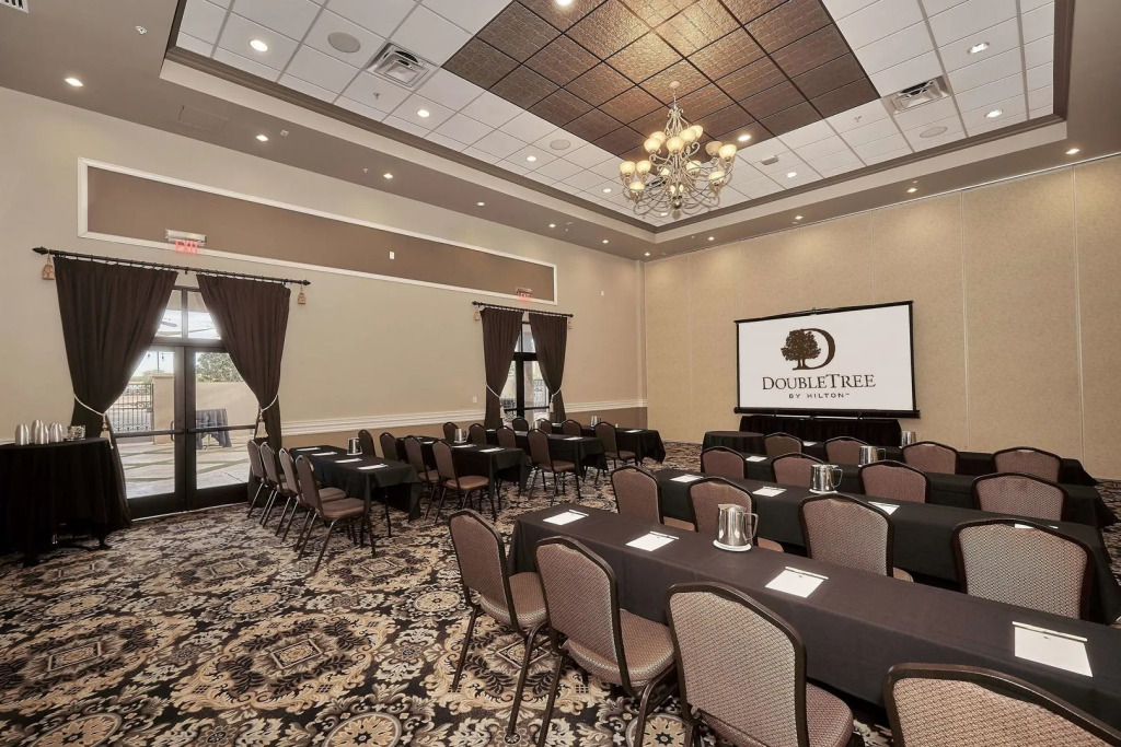 DoubleTree by Hilton Phoenix-Gilbert