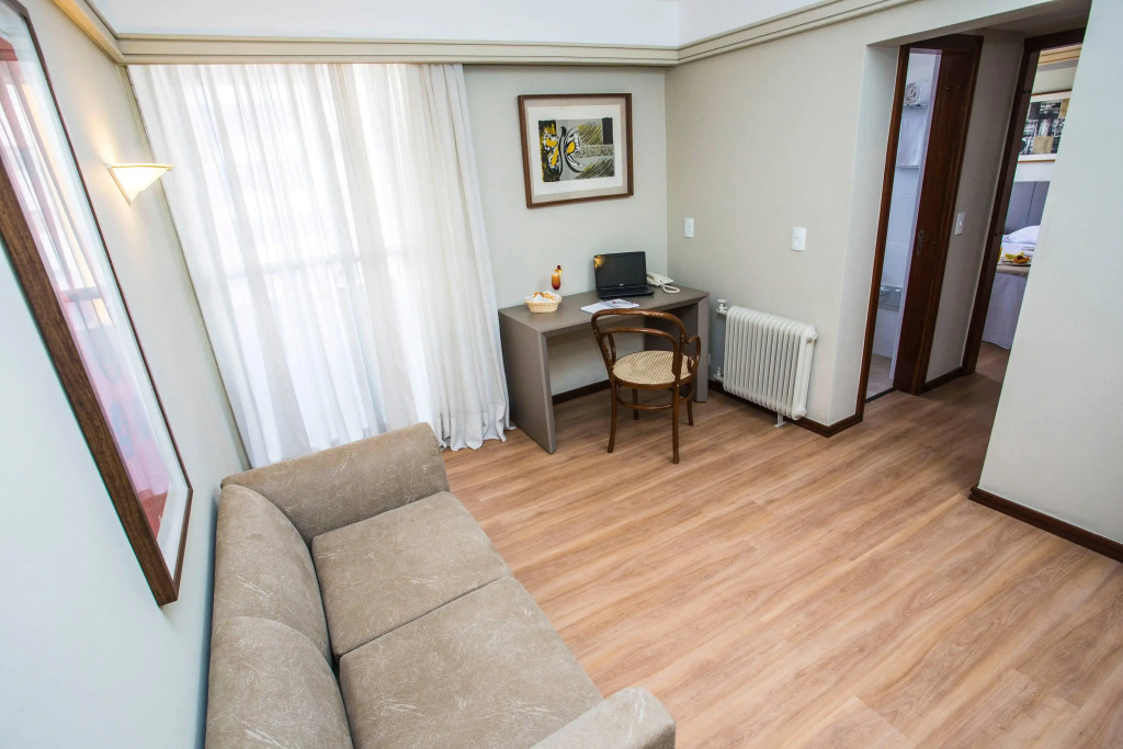Alta Reggia Plaza Hotel