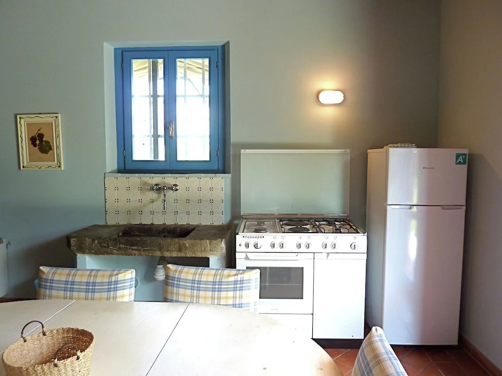 Quaint Holiday Home With Swimming Pool, Garden and Barbecue