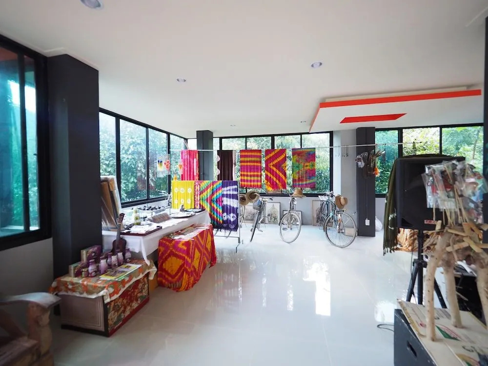 Wang Tey Homestay Khiri Wong