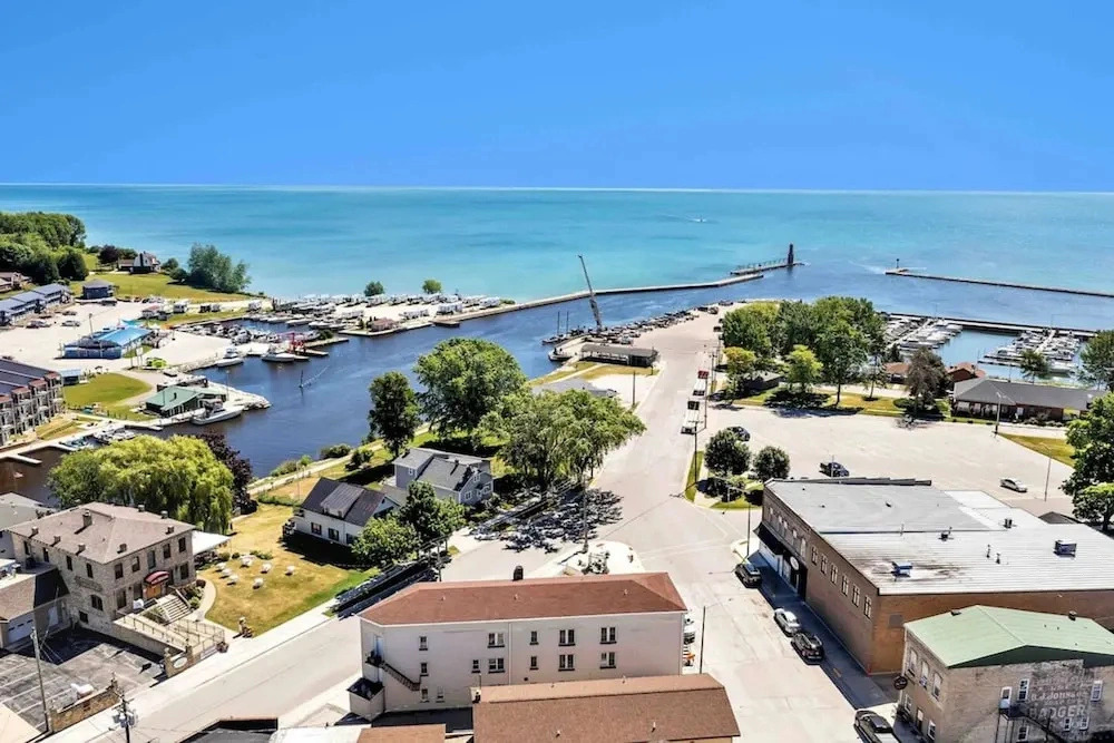 Newly Renovated - Walking Distance to Pier