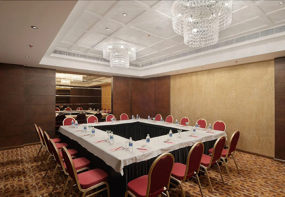 Hotel DS Clarks Inn Gurgaon