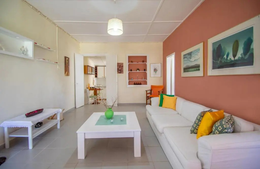 Dora's Tsilivi Beach House A by "elite"