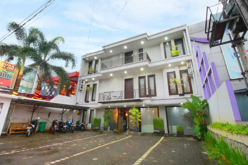 Airy Lengkong Buah Batu 152 Bandung