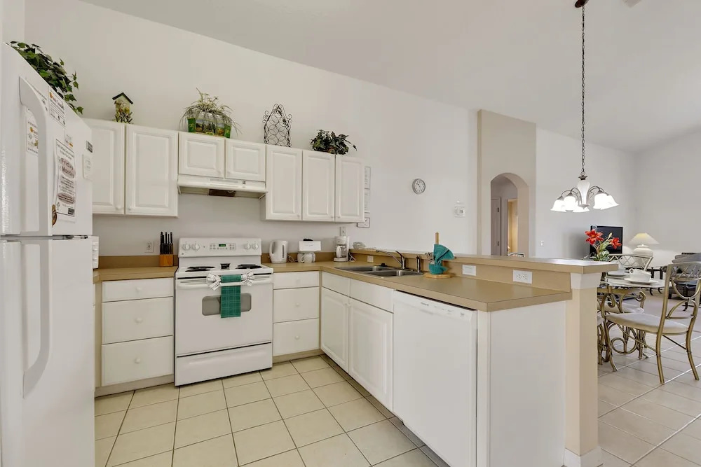 3 Bed Private Rear Games Room Gated Community
