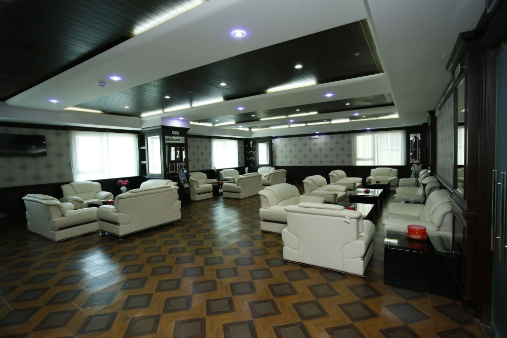 Crystal Palace Hotel