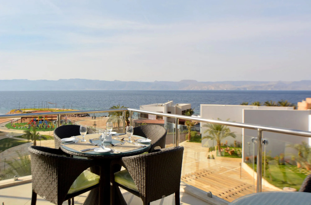 Public Security Hotel & Chalets