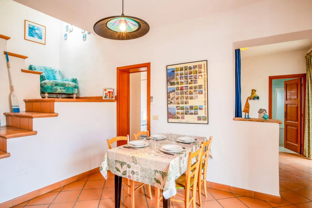 Apartment in the main square of Capoliveri with sea view-In Piazza Vista Mare