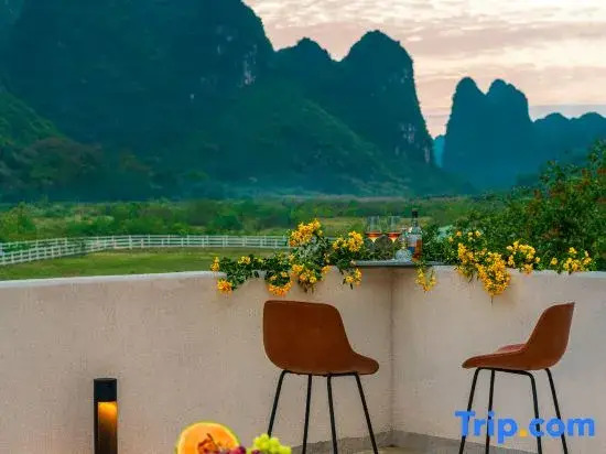 Yongshui River Store of the Thousand and One Courtyard Hopes Resort