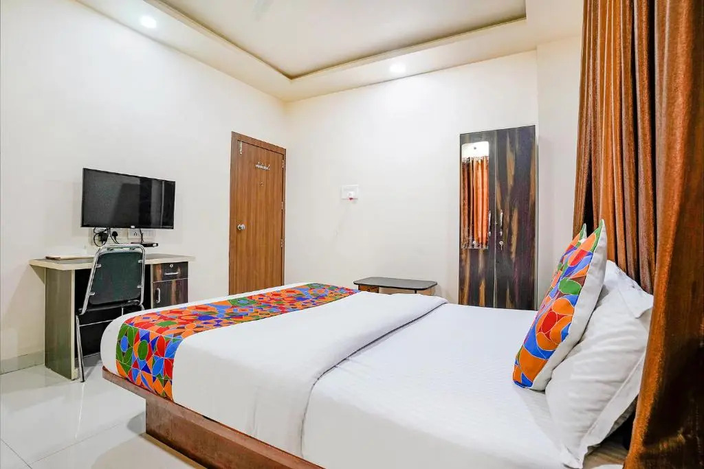 Fabhotel Himalay Guest House
