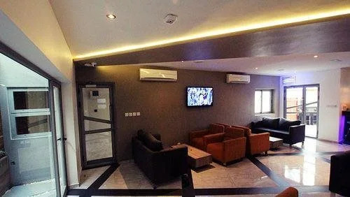 Angle Villa