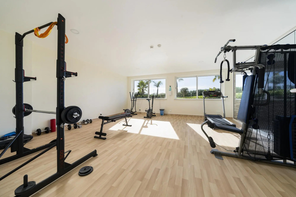 Luxury Lagos Apartment by Ideal Homes