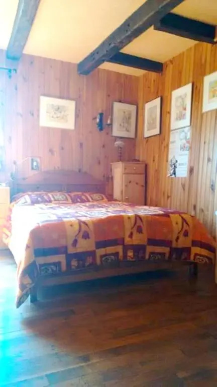 House With 4 Bedrooms in ST Constant Fournoules, With Furnished Garden and Wifi - 70 km From the Slopes