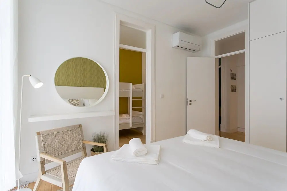 ALTIDO Luxurious 3-bedroom Apt with Terrace in Intendente