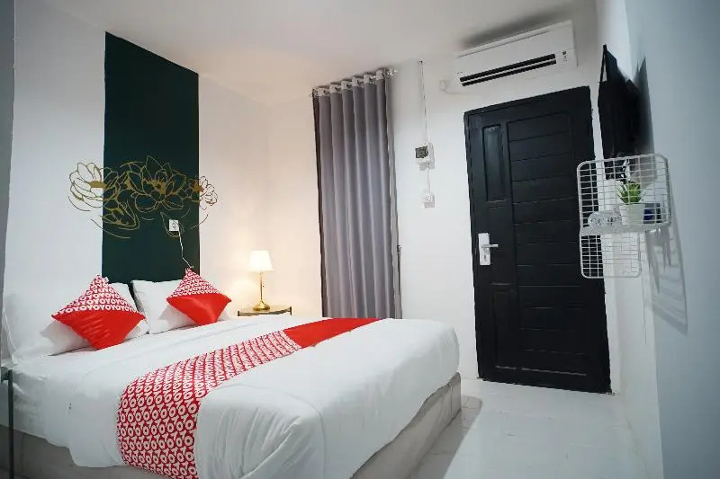 Sani Guest House by OYO Rooms
