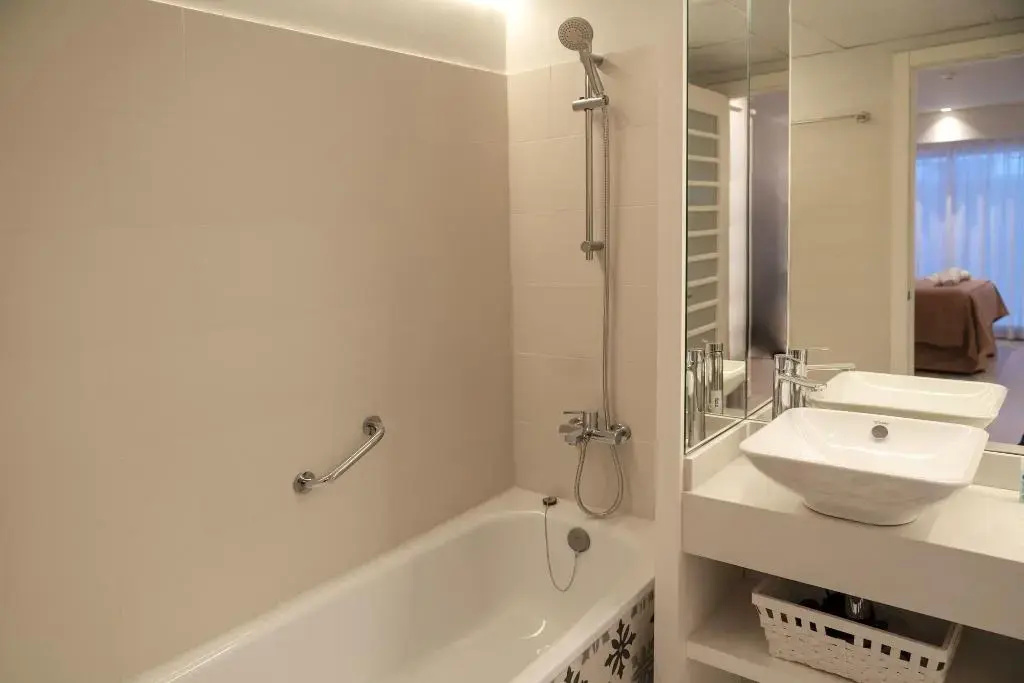 Serennia Fira Gran Via Exclusive Rooms