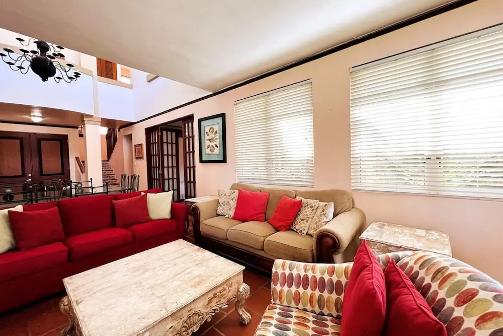 Villa De Palma -Oceanfront community w generator