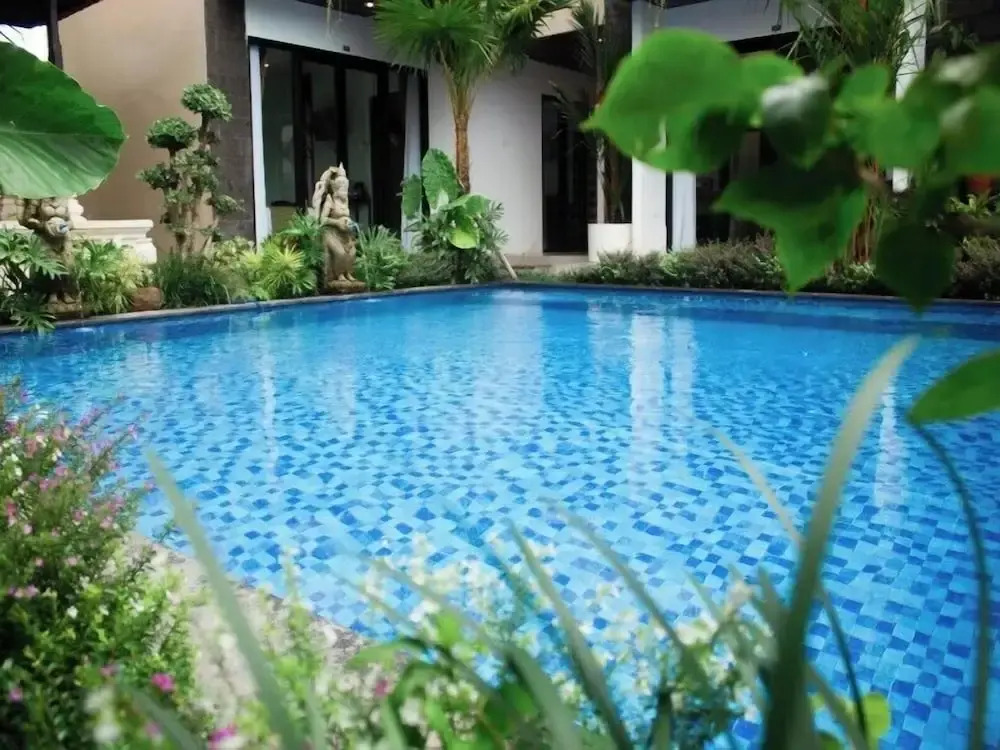 Tridharma Suites