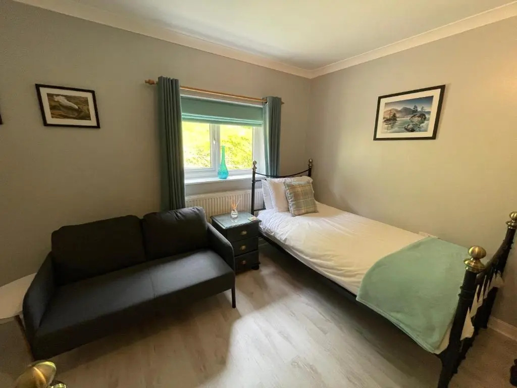 Lundie View B & B