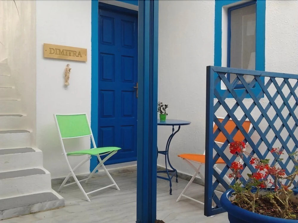 Lunar Santorini Hotel