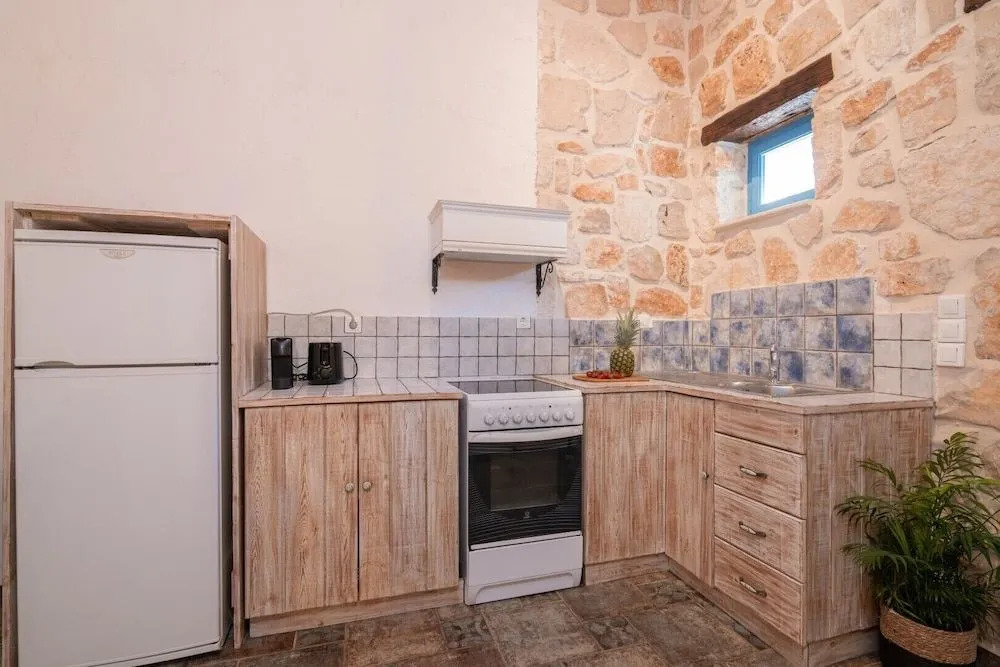 Strofilia Stone Residences